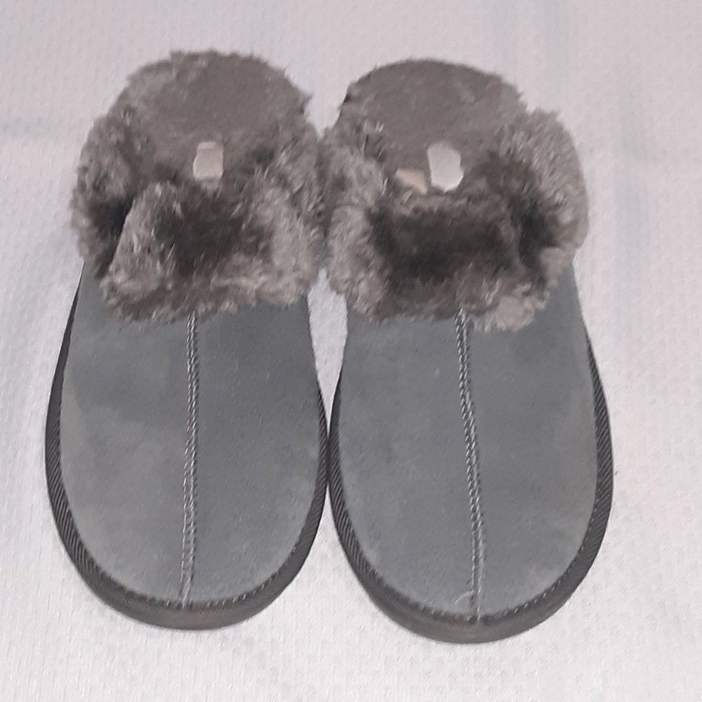 Star Above Slippers - Womans